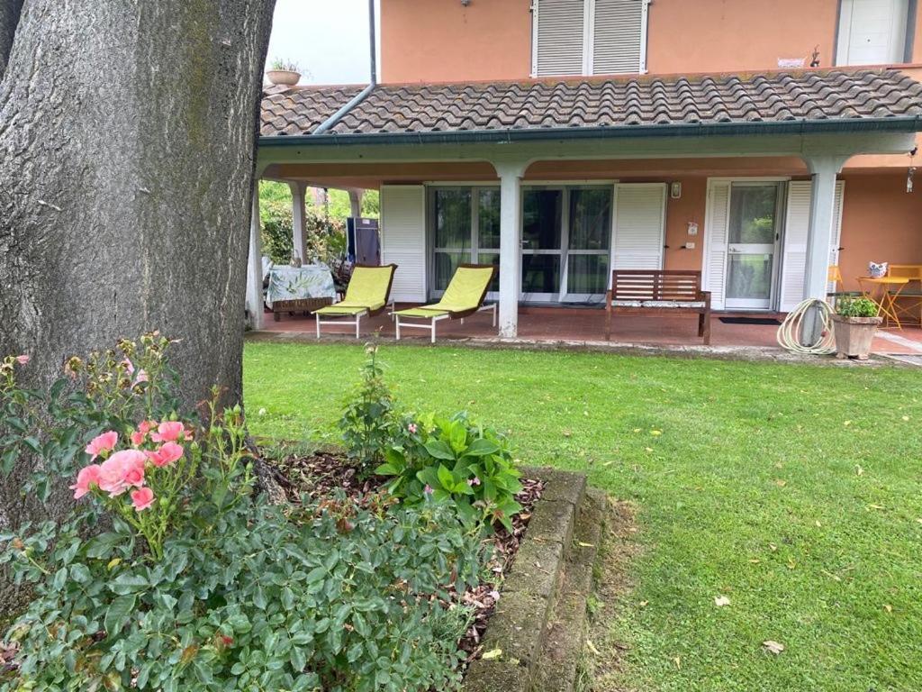 Casa "Le Rondinelle" Villa Montignoso Bagian luar foto